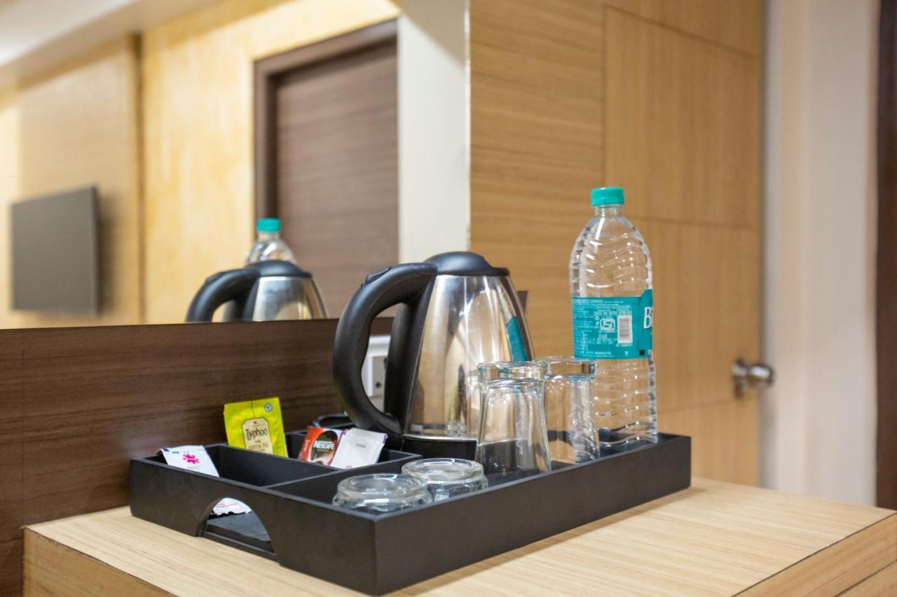 Lee-Benz Ark Hotel Кумбаконам Екстериор снимка