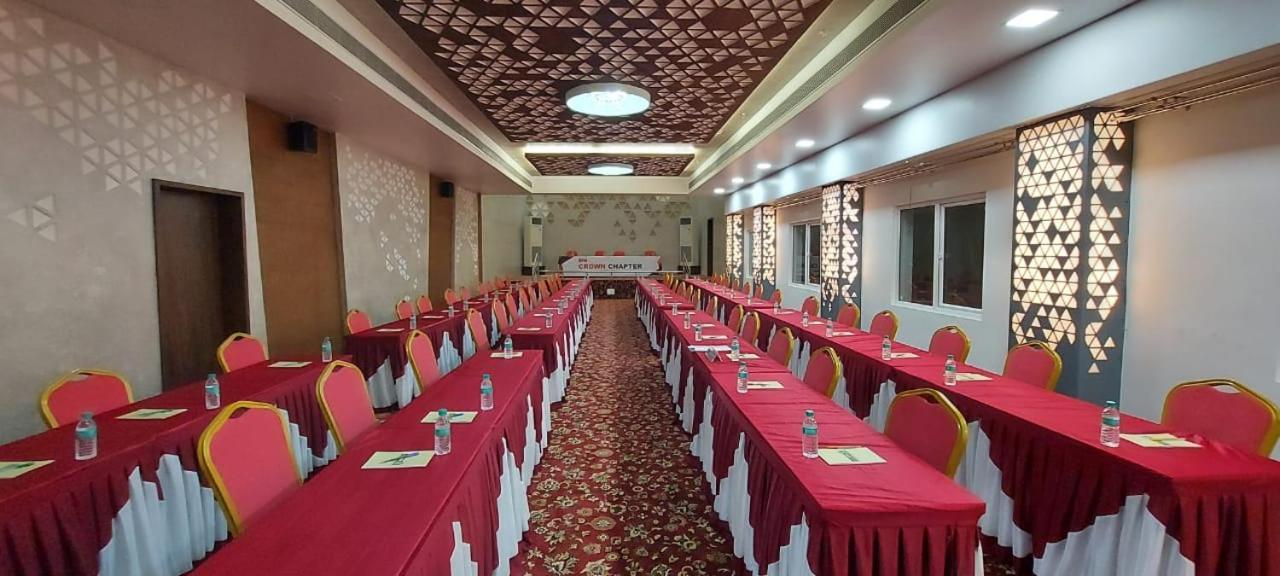 Lee-Benz Ark Hotel Кумбаконам Екстериор снимка